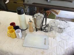 Miscellaneous kitchen items