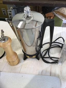 Miscellaneous kitchen items