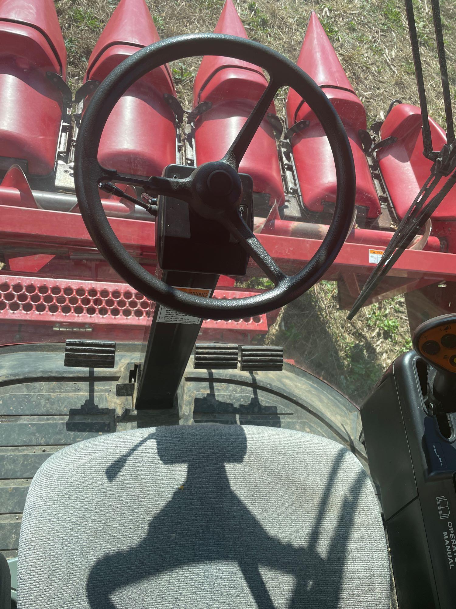 Case IH 2377 - Axial Flow Combine