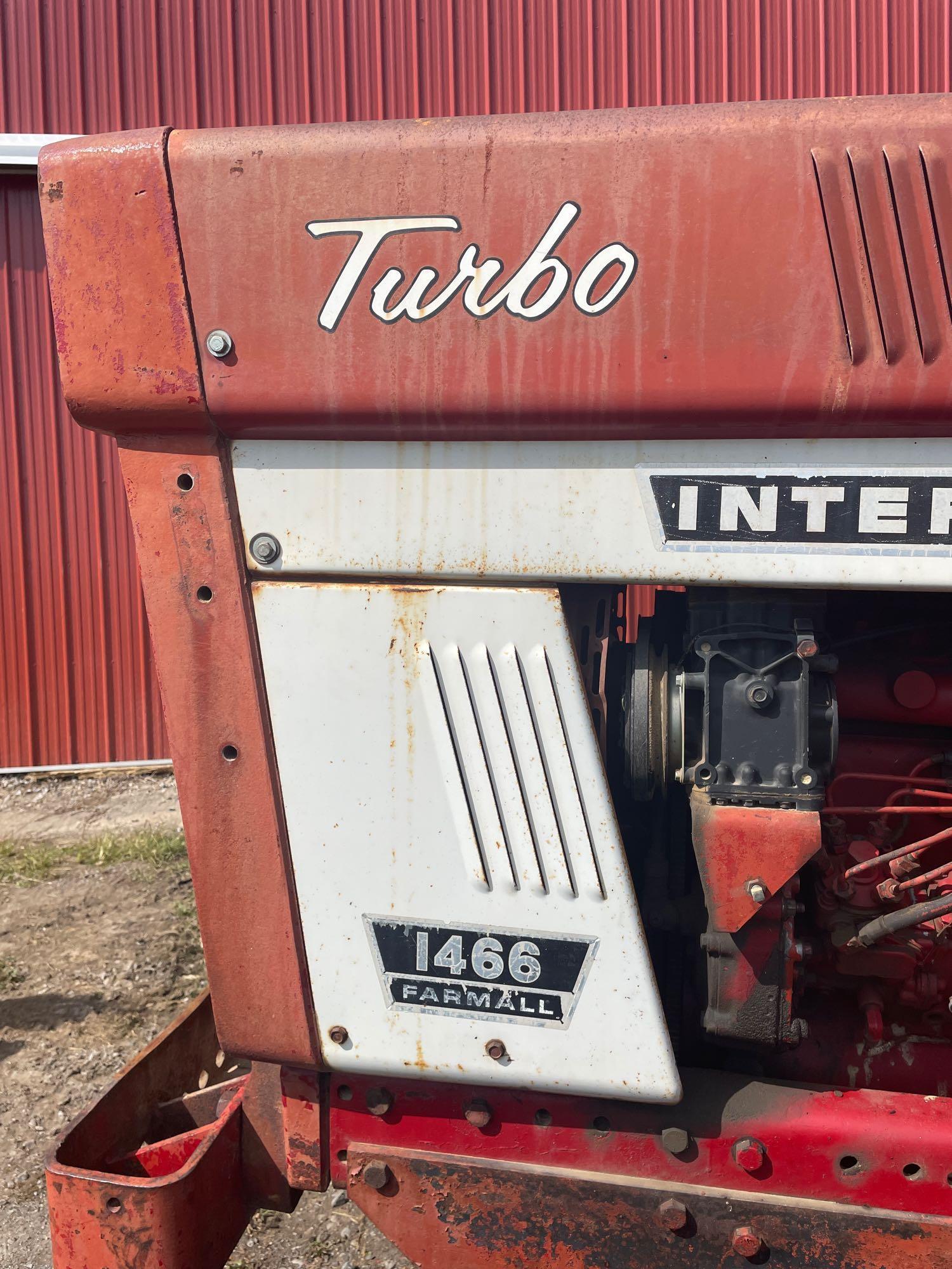 IH 1466 Tractor