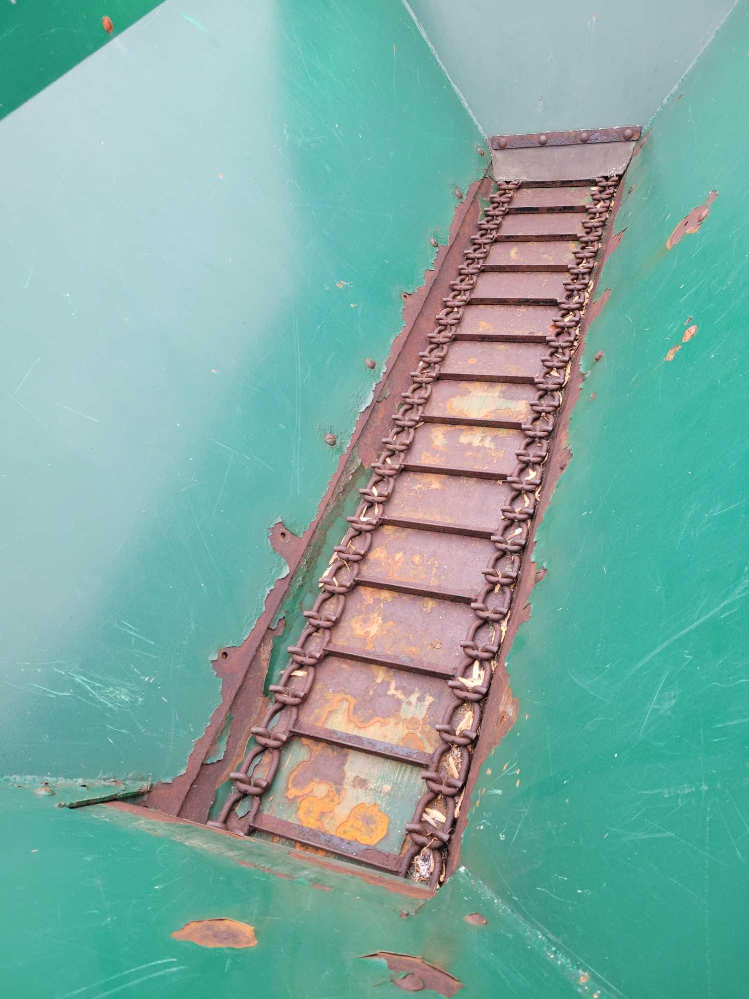Lancaster fertilizer spreader