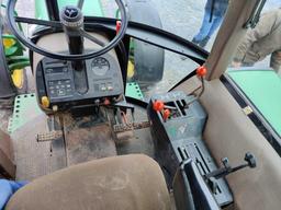John Deere 2750 Cab Tractor