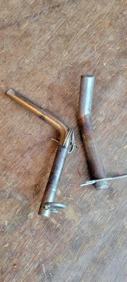 3 hitchpins and 2 other pins