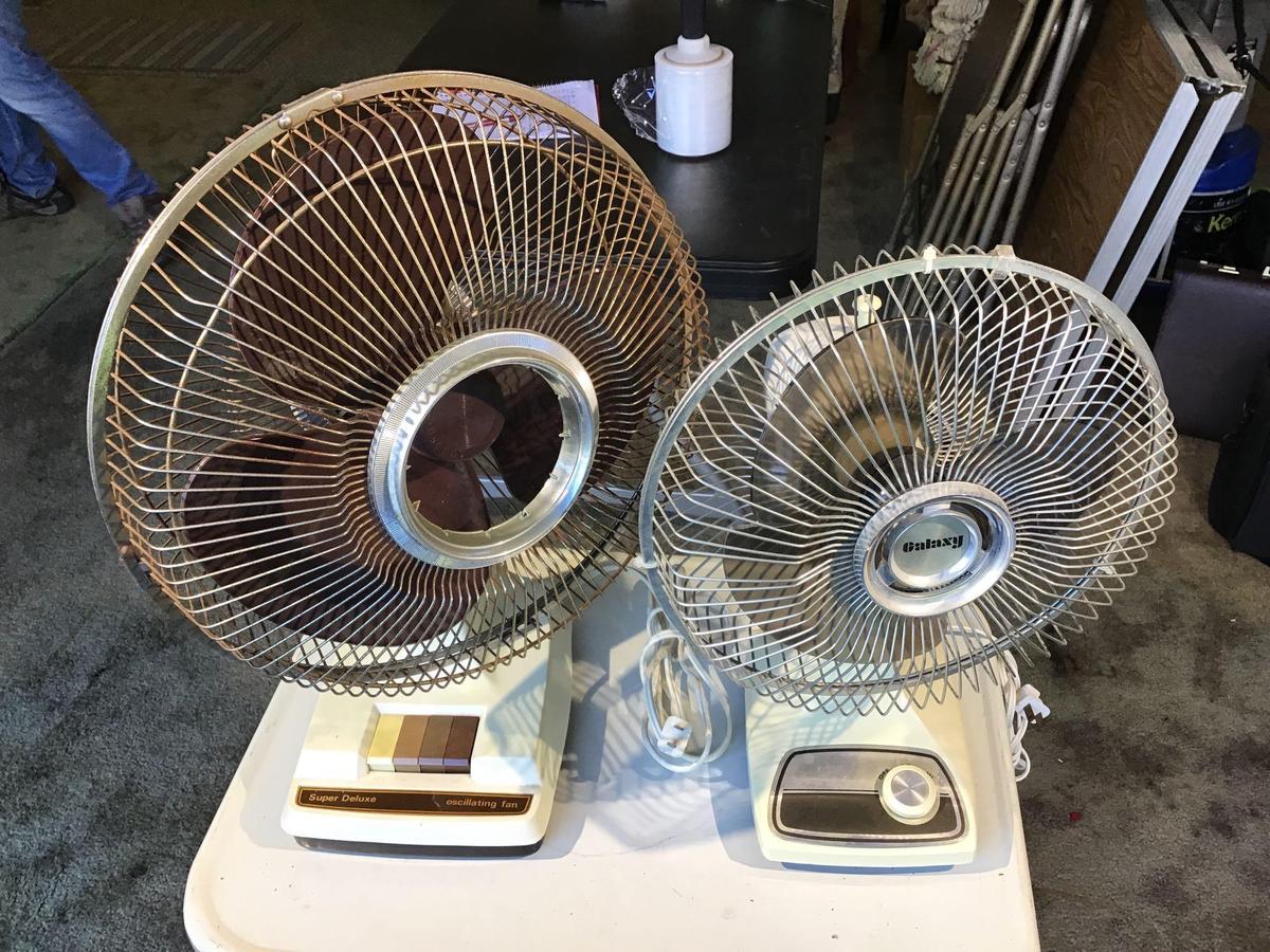 12 inch oscillating fan three speed and 10 inch oscillating fan 2 speed