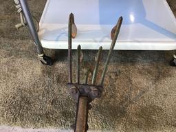 planet Junior cultivator
