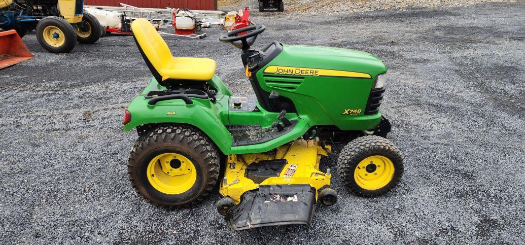 John Deere X748 Ultimate