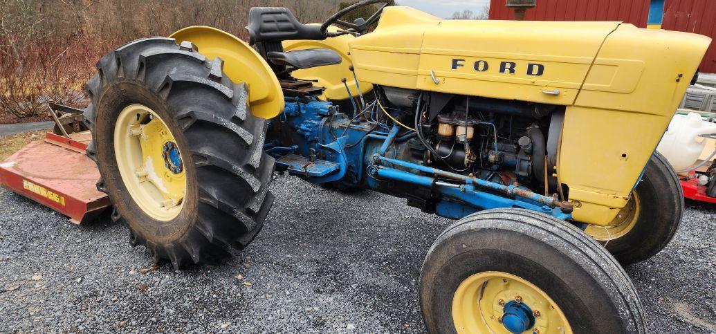 Ford Tractor model 4000?