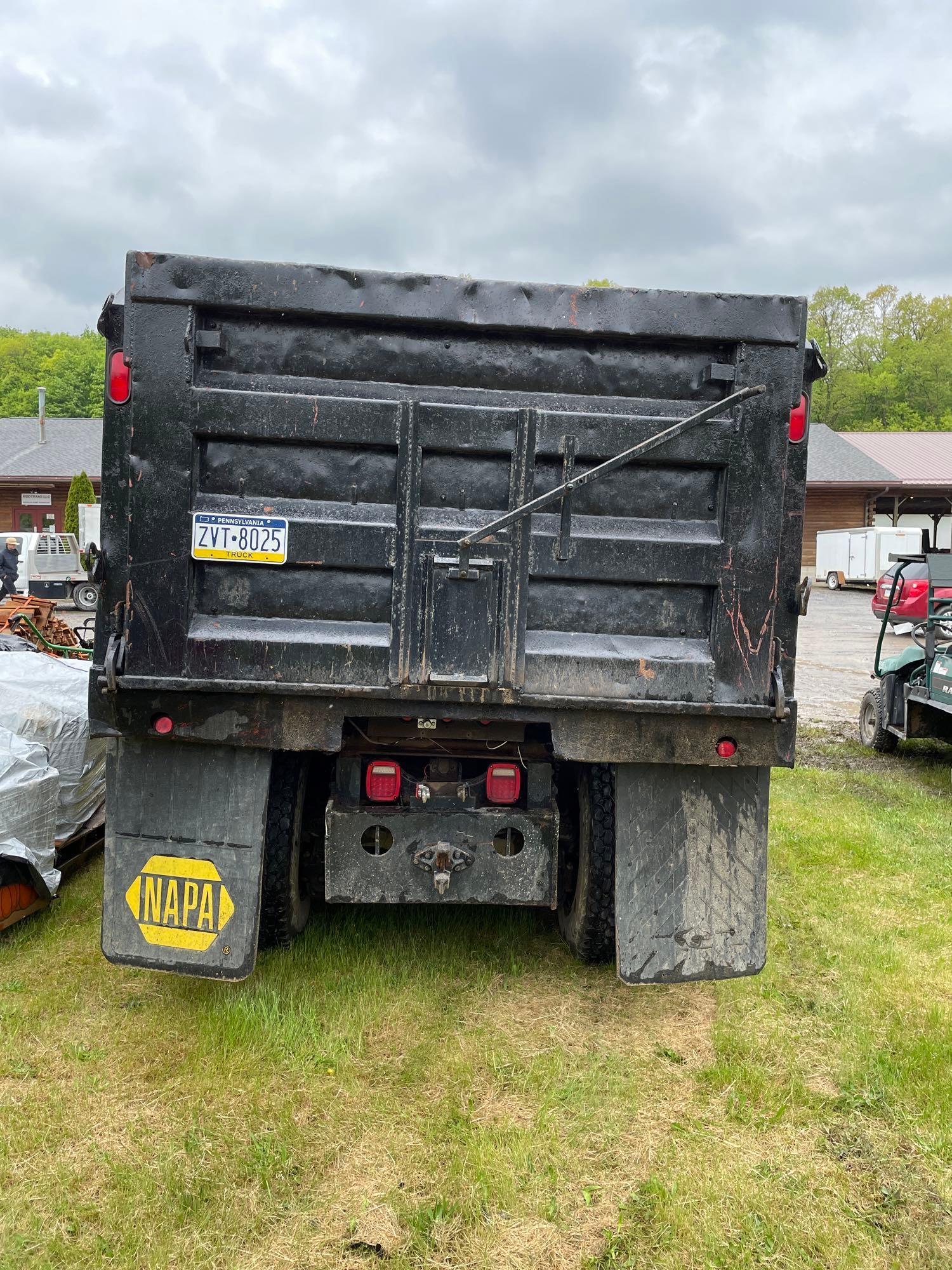 dump truck