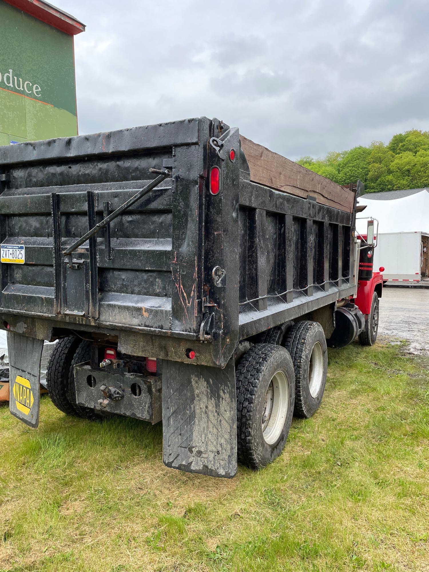 dump truck