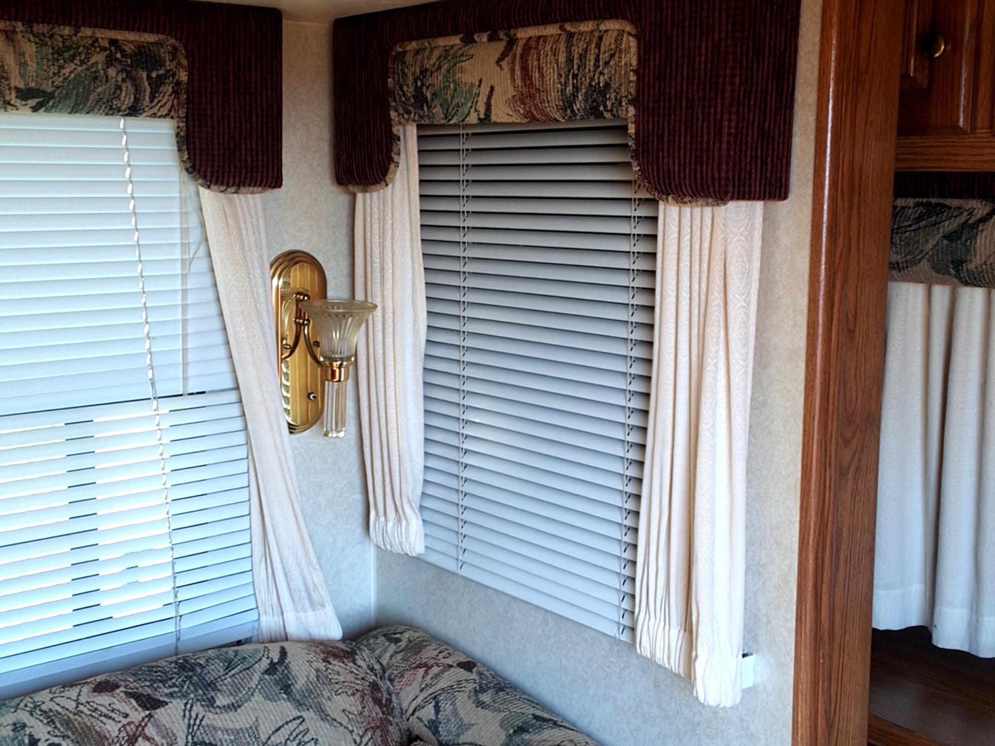 Golden Falcon Camper