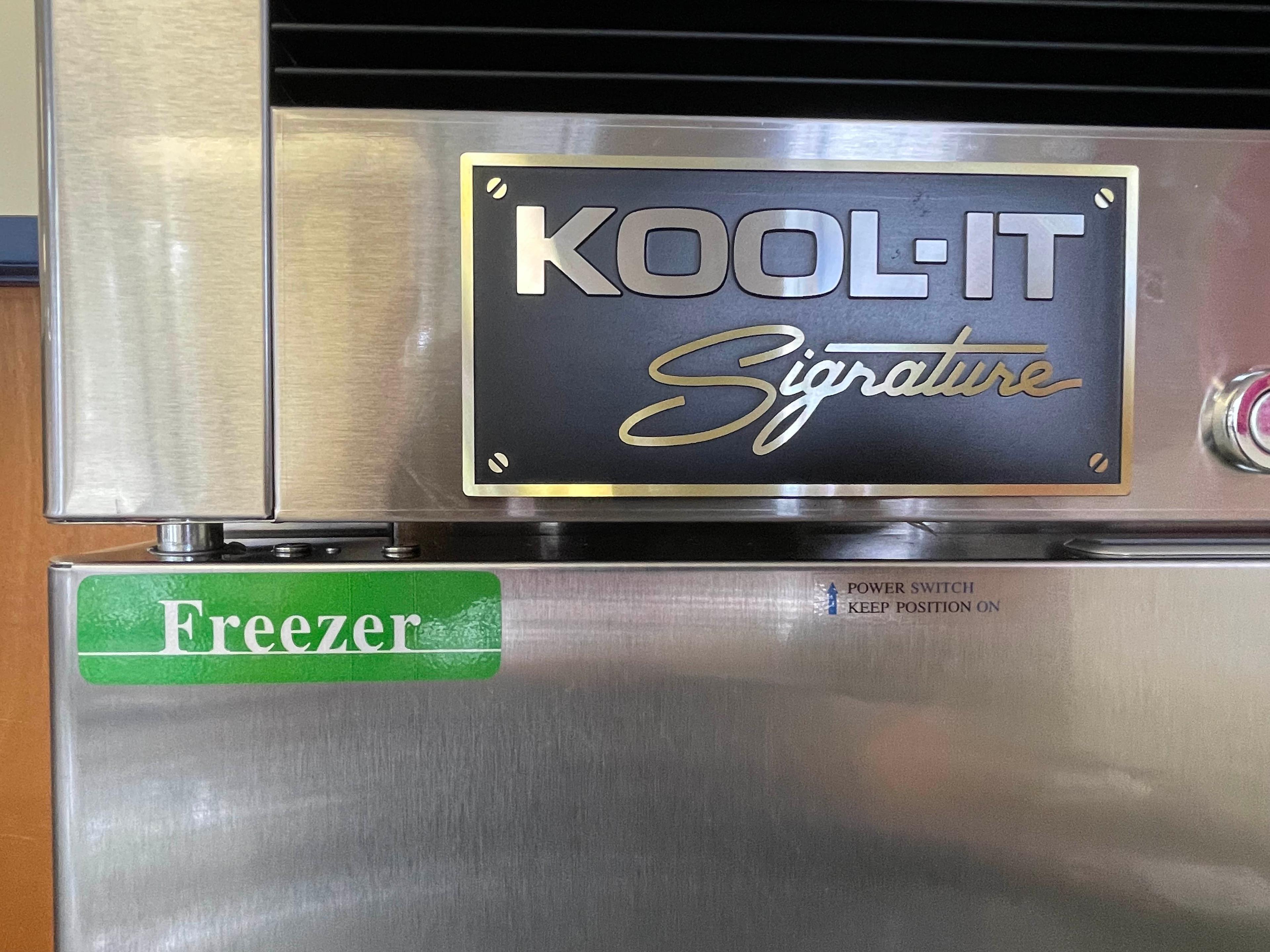 Cabinet Freezer