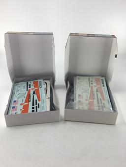 2 MINECRAFT MODEL KITS