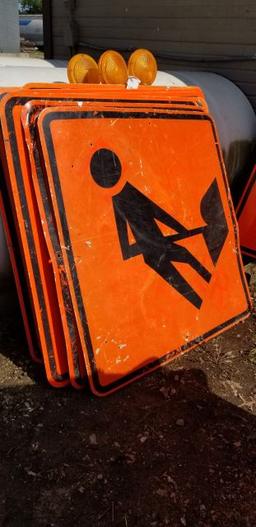 LOT of 12 Construction / Road Signs