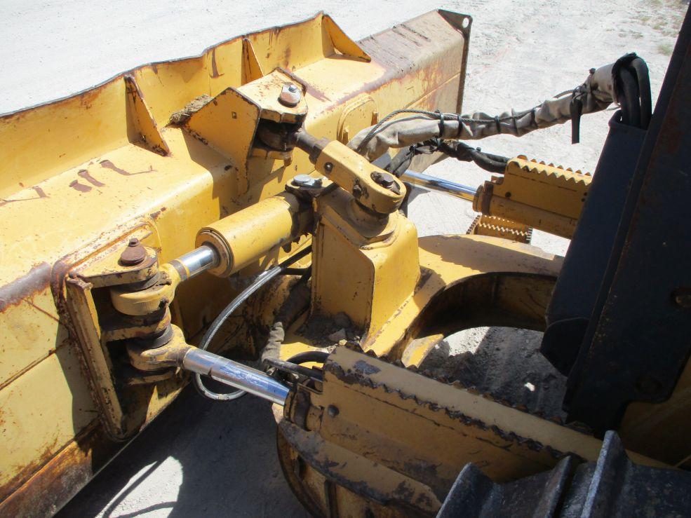 John Deere 650J Dozer