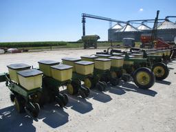 John Deere P7100 Planter