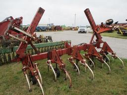 IH 133