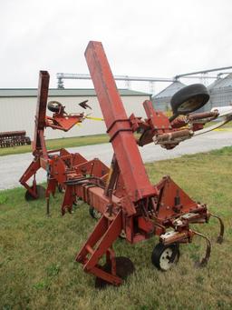 IH 133