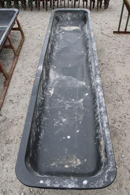 9' Tarter Poly Feed Bunk