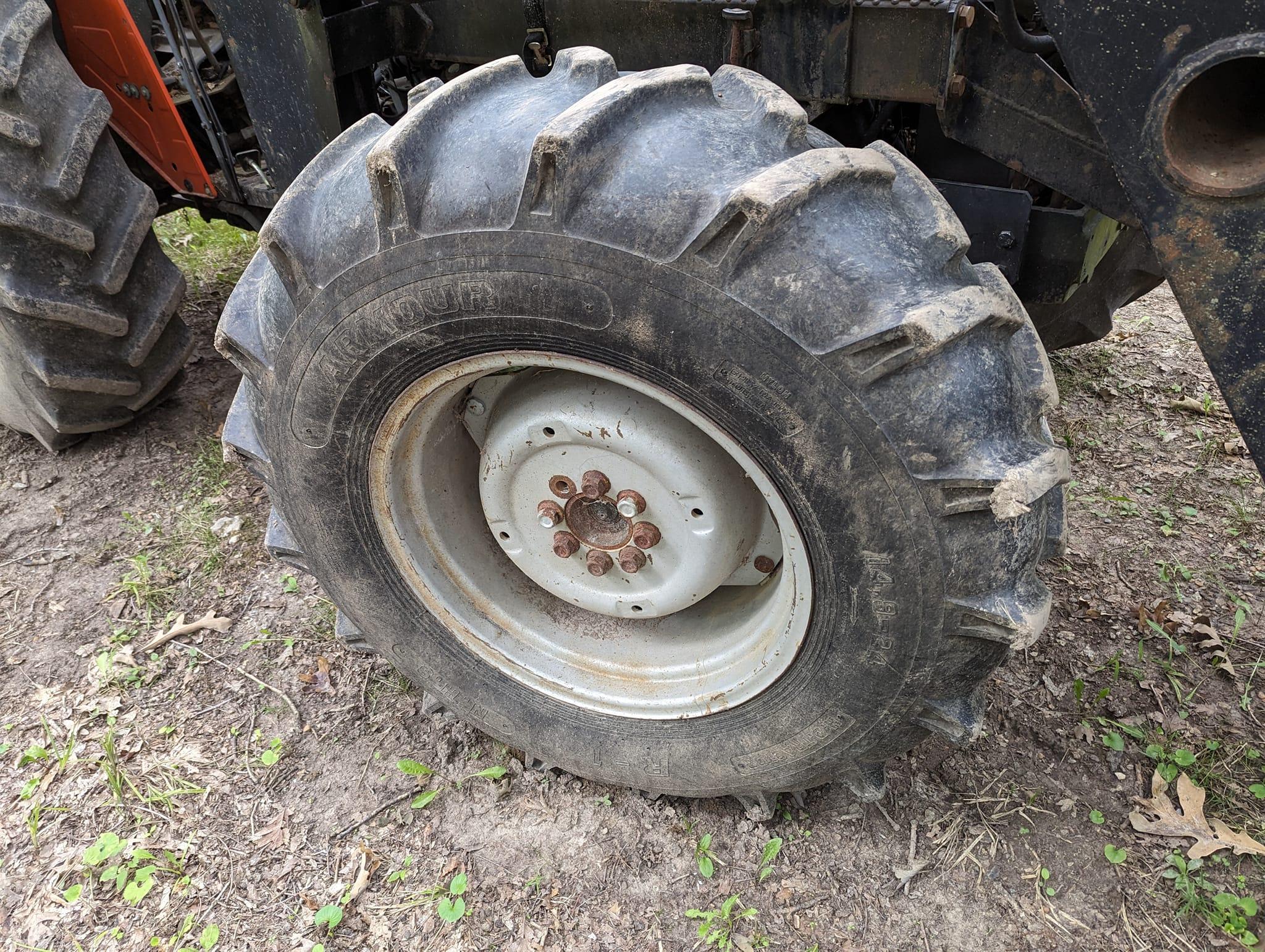 Agco 5680 Tractor w/ Loader