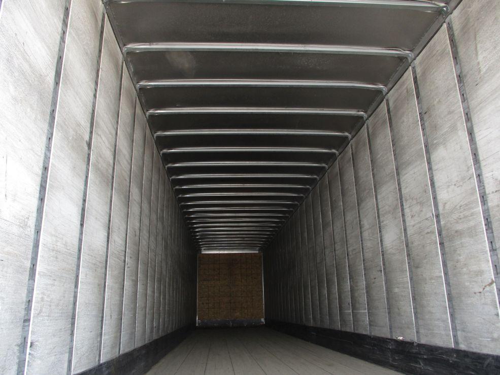 2006 53' Strick Van Trailer