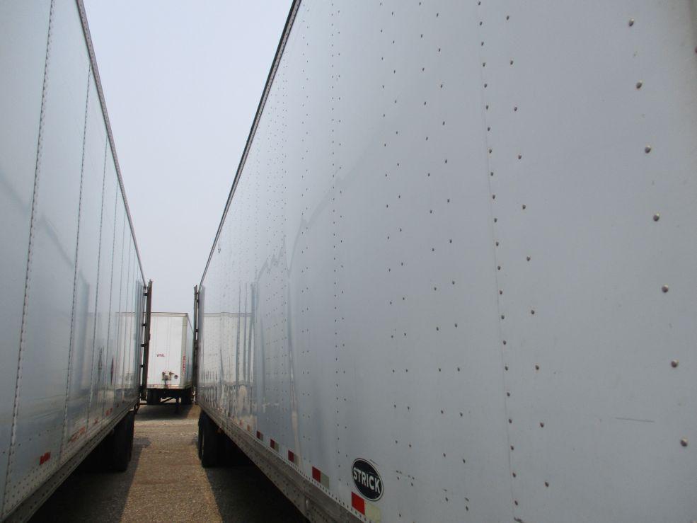 2006 53' Strick Van Trailer