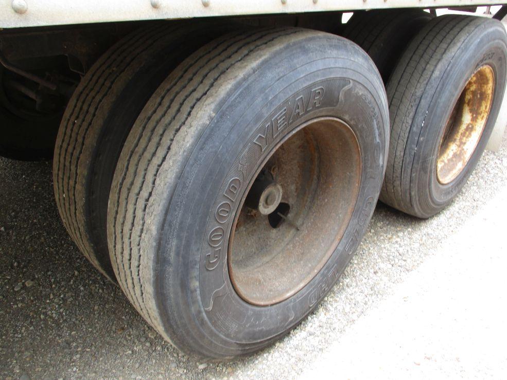 2006 53' Strick Van Trailer