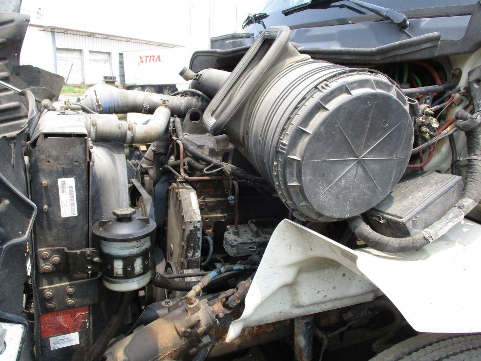2005 International 8600