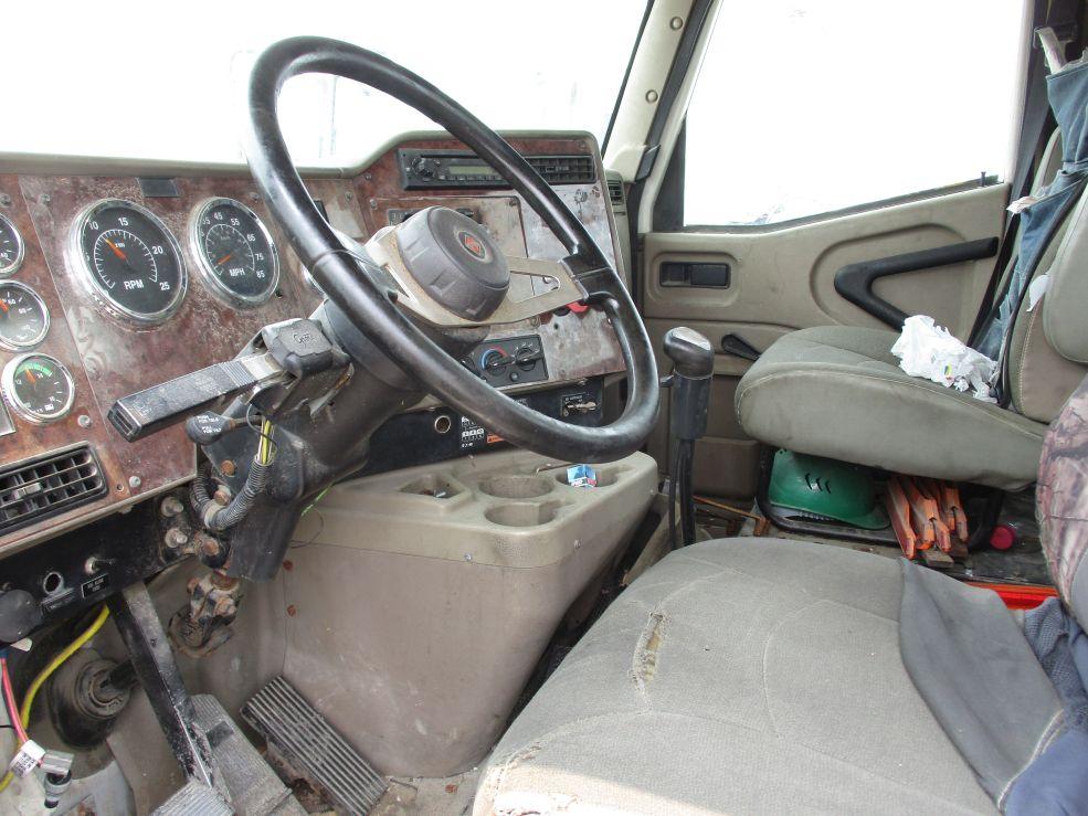 2004 International 9200I
