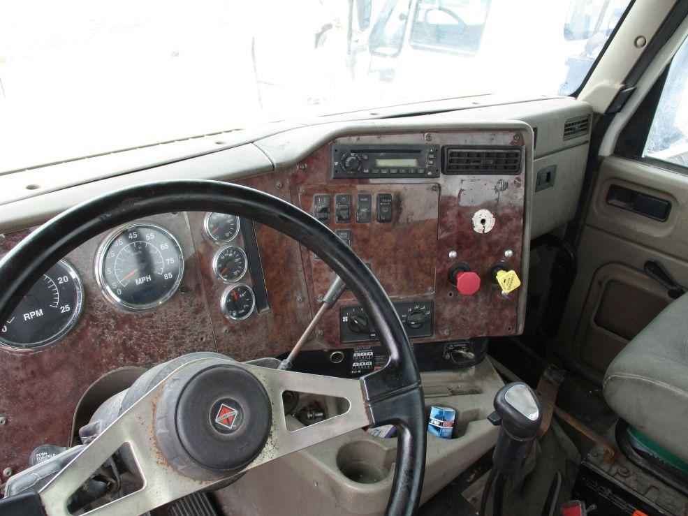 2004 International 9200I