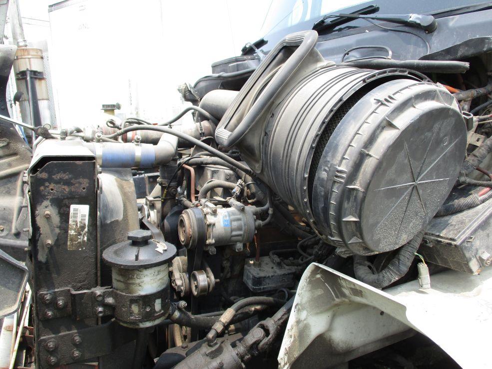 2005 International 8600
