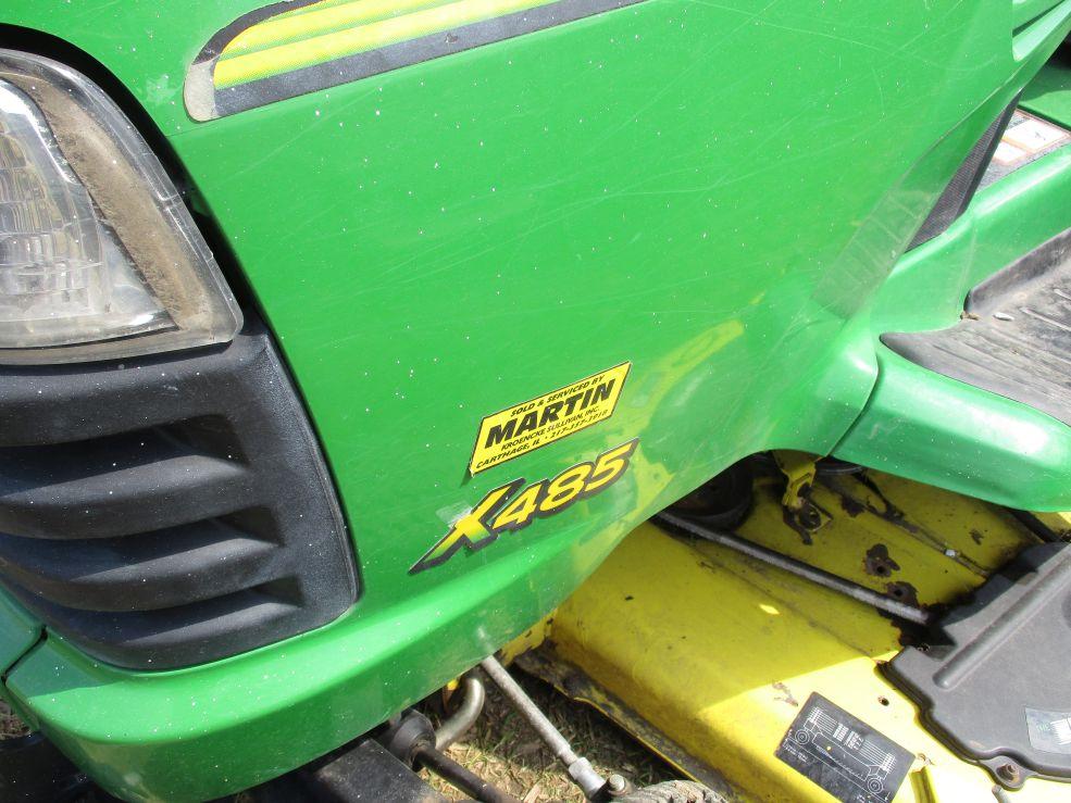 JD X485 Riding Mower