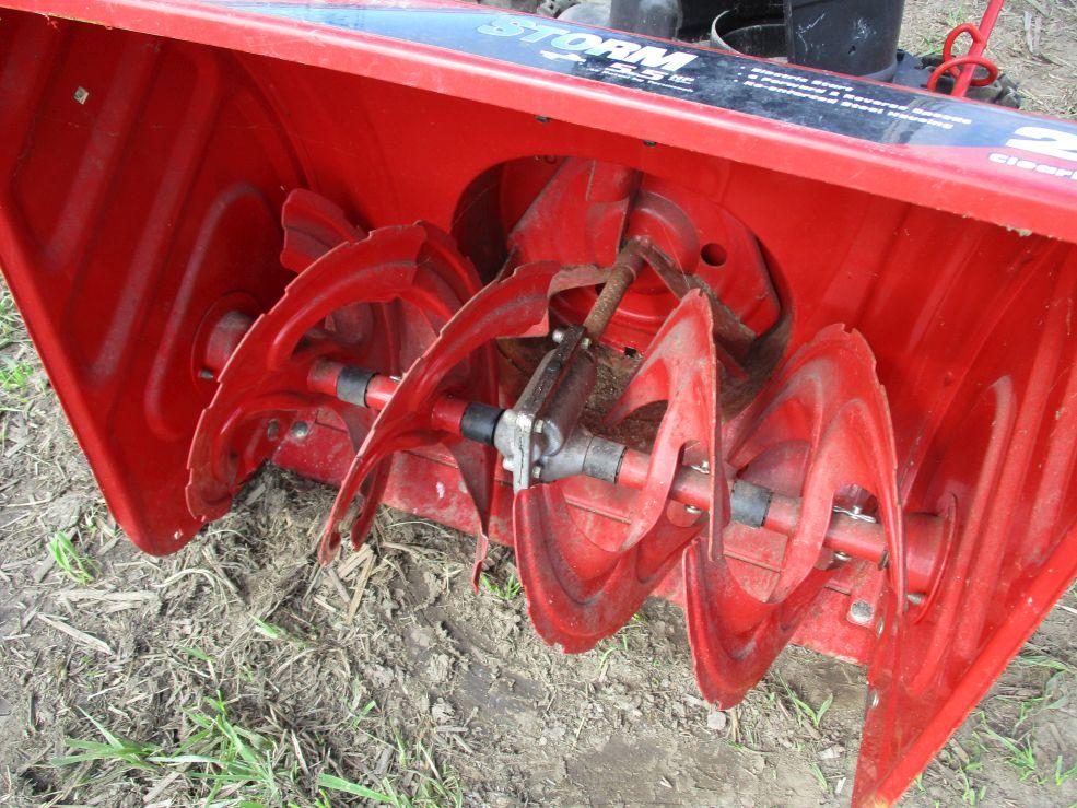 Troy-Bilt 24" Snow Blower