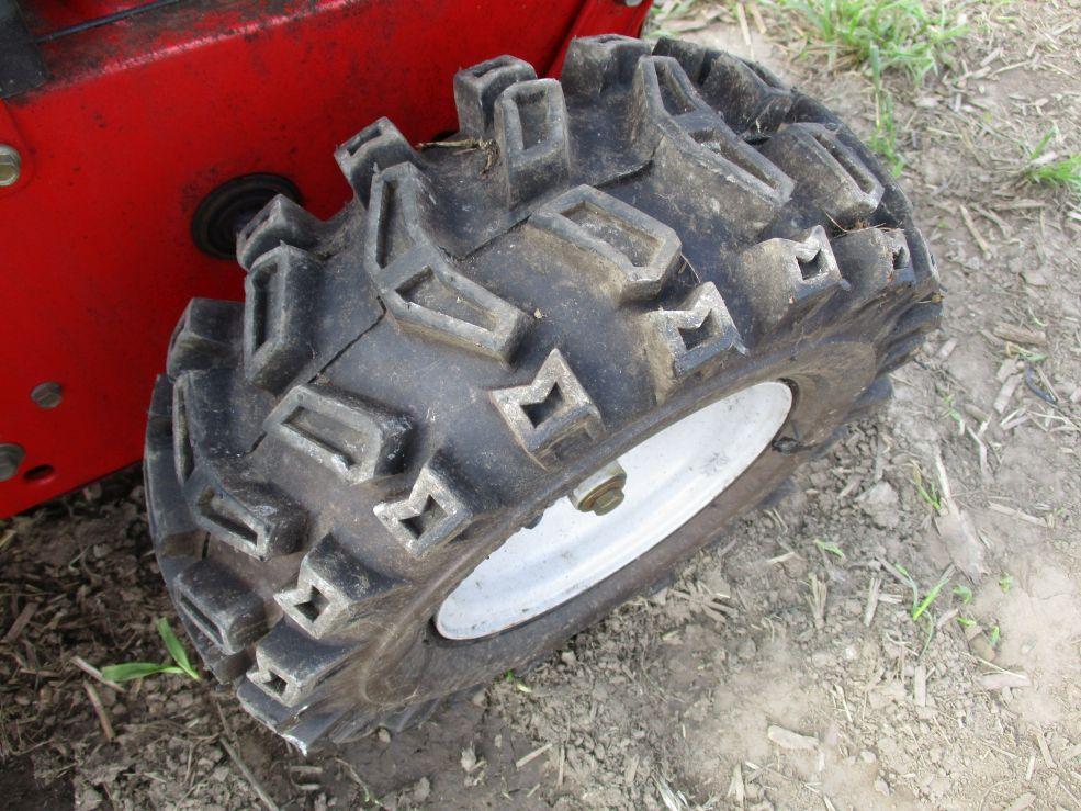 Troy-Bilt 24" Snow Blower