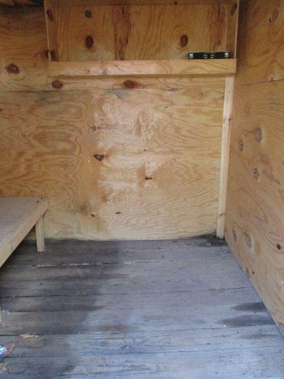 1992 Circle D Gooseneck Livestock Trailer