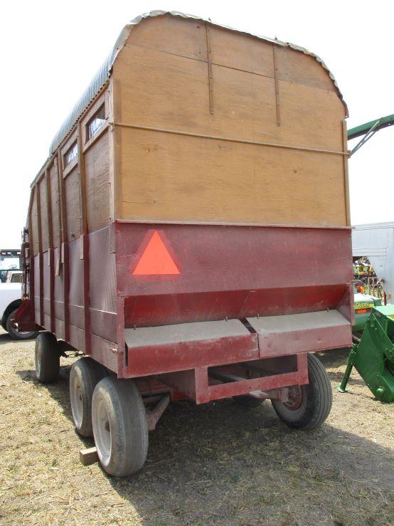 Knight Silage Wagon