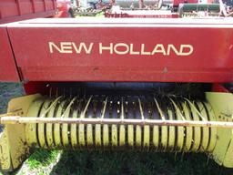 New Holland 315 Square Baler
