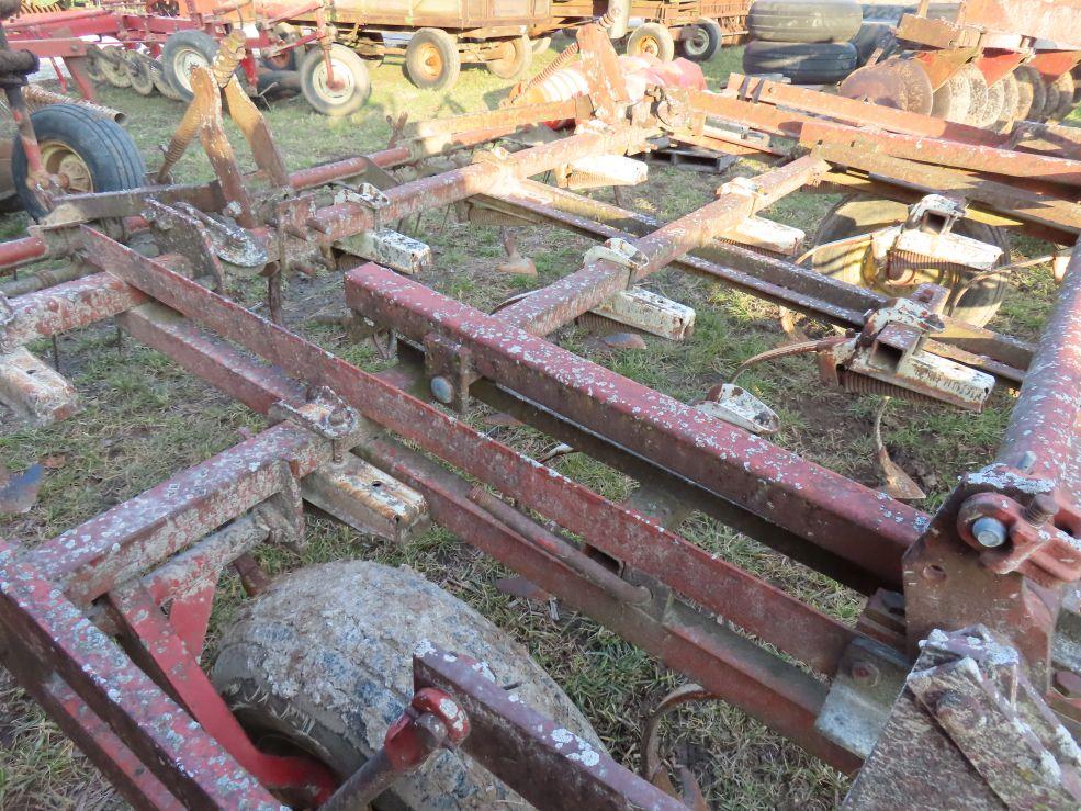 International Field Cultivator