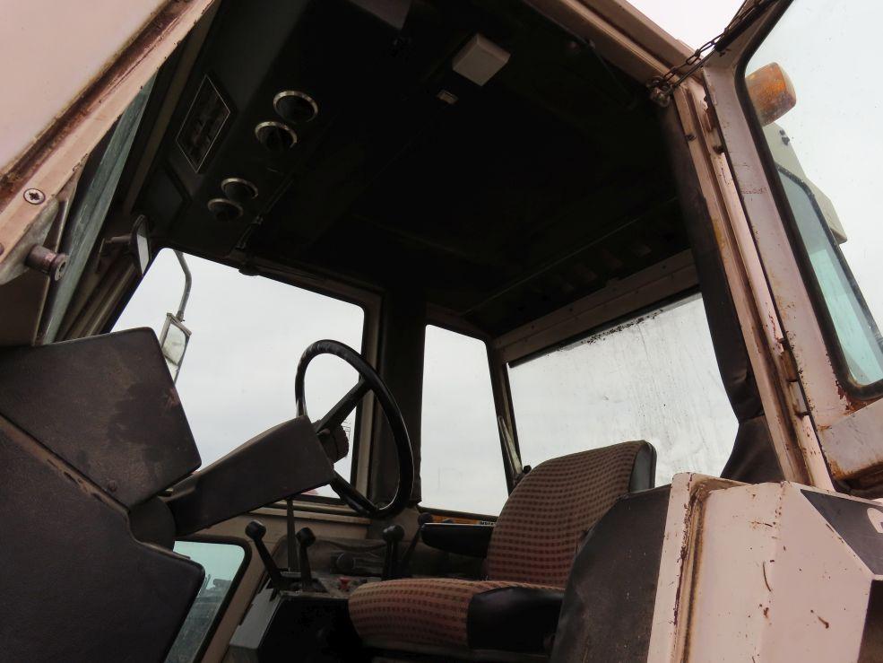 Case 2590 Tractor