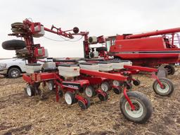 White 8 Row Planter