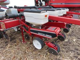 White 8 Row Planter