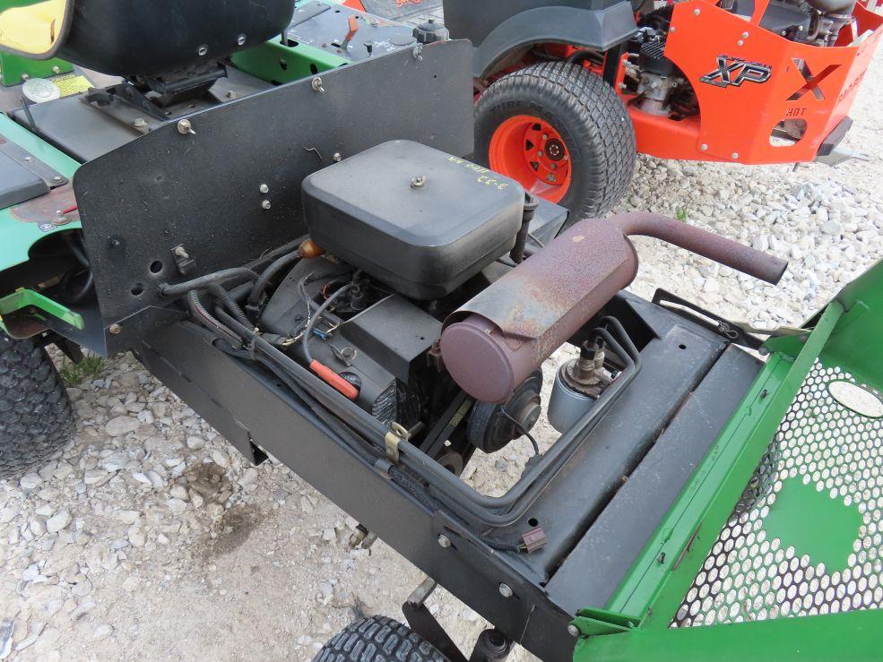 John Deere F910 Mower