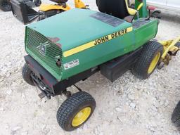 John Deere F910 Mower