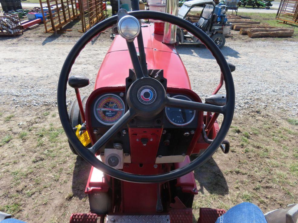 1967 IH Farmall 1206 Tractor
