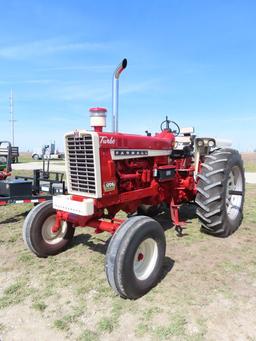 1967 IH Farmall 1206 Tractor