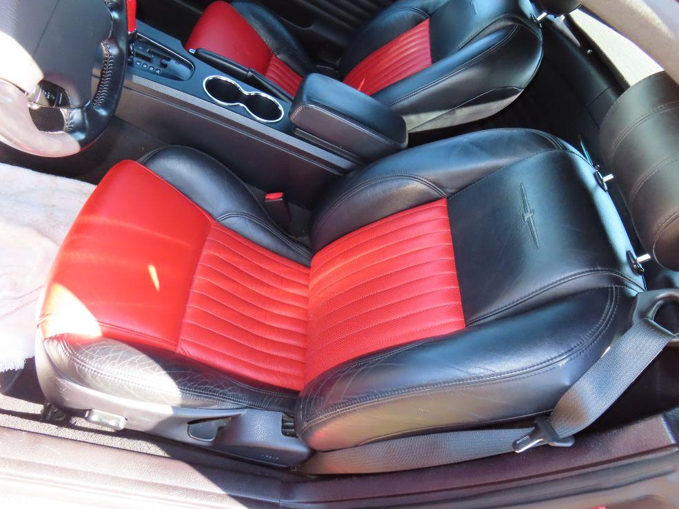 2004 Ford Thunderbird