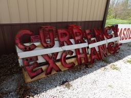 Neon Porc. Currency Exchange Sign