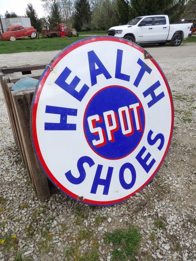 Health Spot Shoes Porc. Sign