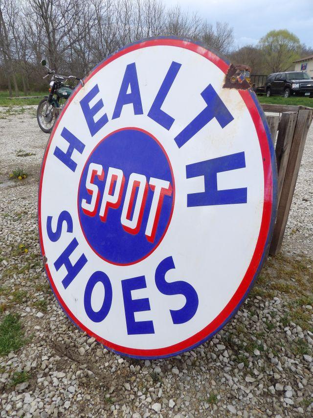 Health Spot Shoes Porc. Sign