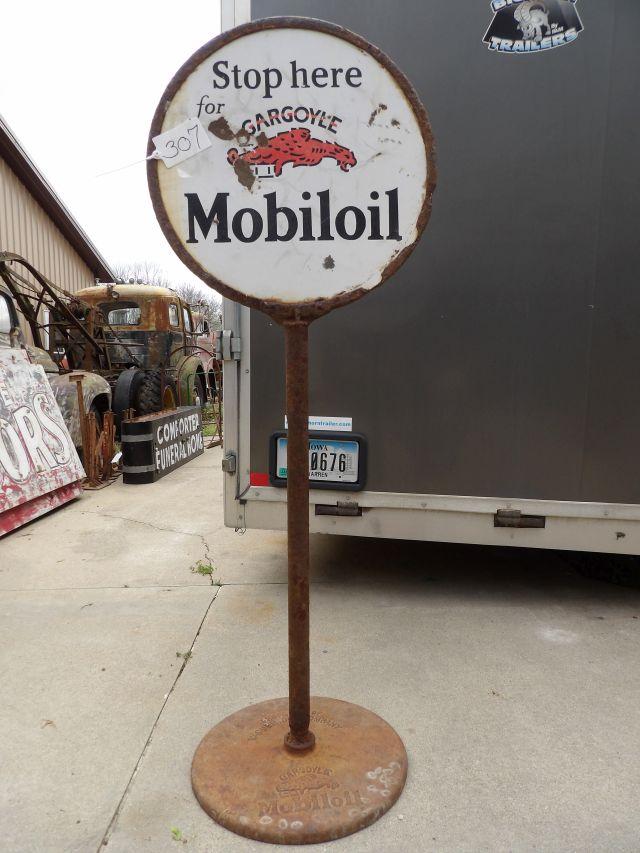 Gargoyle Mobiloil Stop Here Lollipop