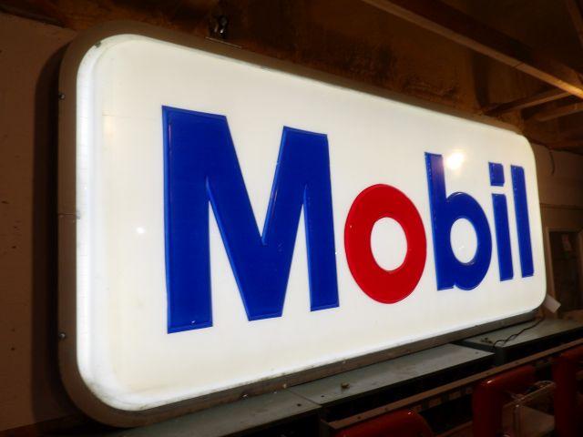 Mobil Lighted Sign